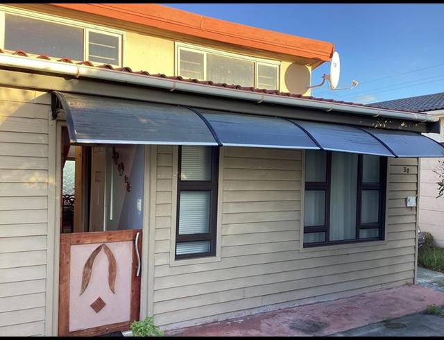 1 BEDROOM HOUSE FOR SALE IN PEARLY BEACH